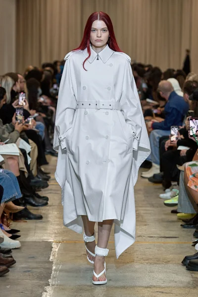 Look 20